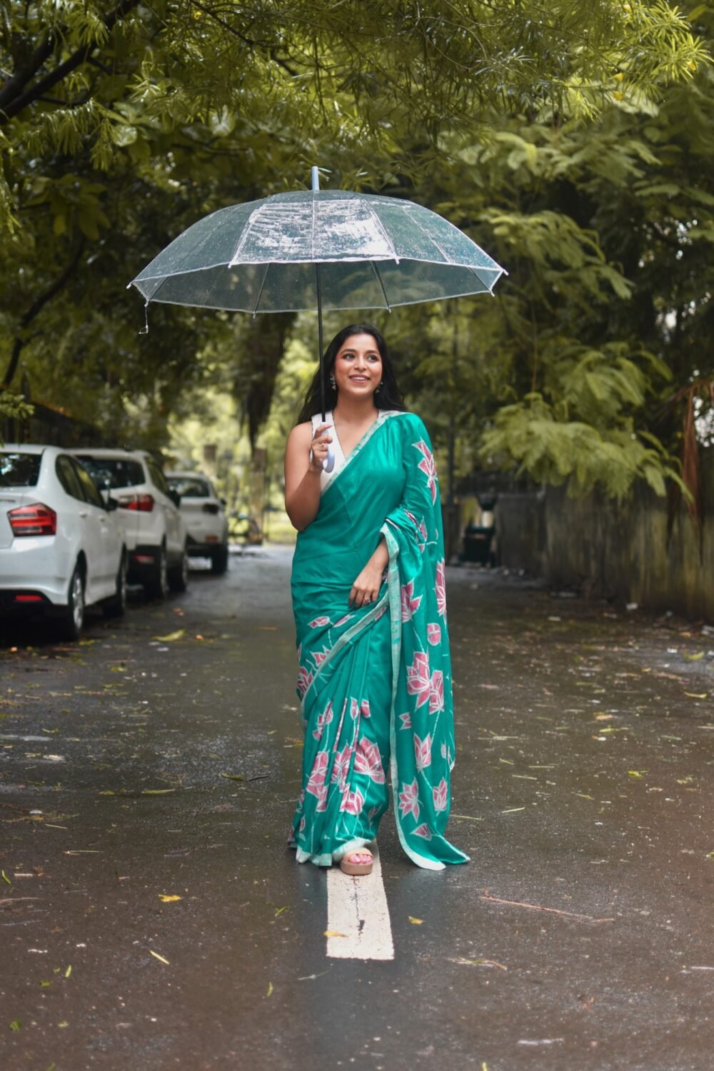 Lotus Garden Batik Art in Silk Saree - Image 4