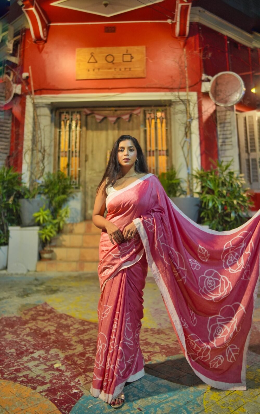 Rosi Magenta Pink Batik Art Painted Silk Saree - Image 3