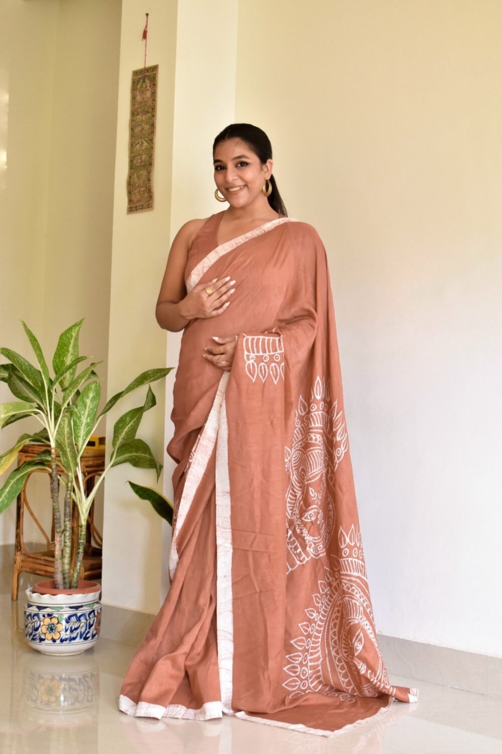 Durga Chhau Art Hand-painted Batik in Silk Saree - Image 2