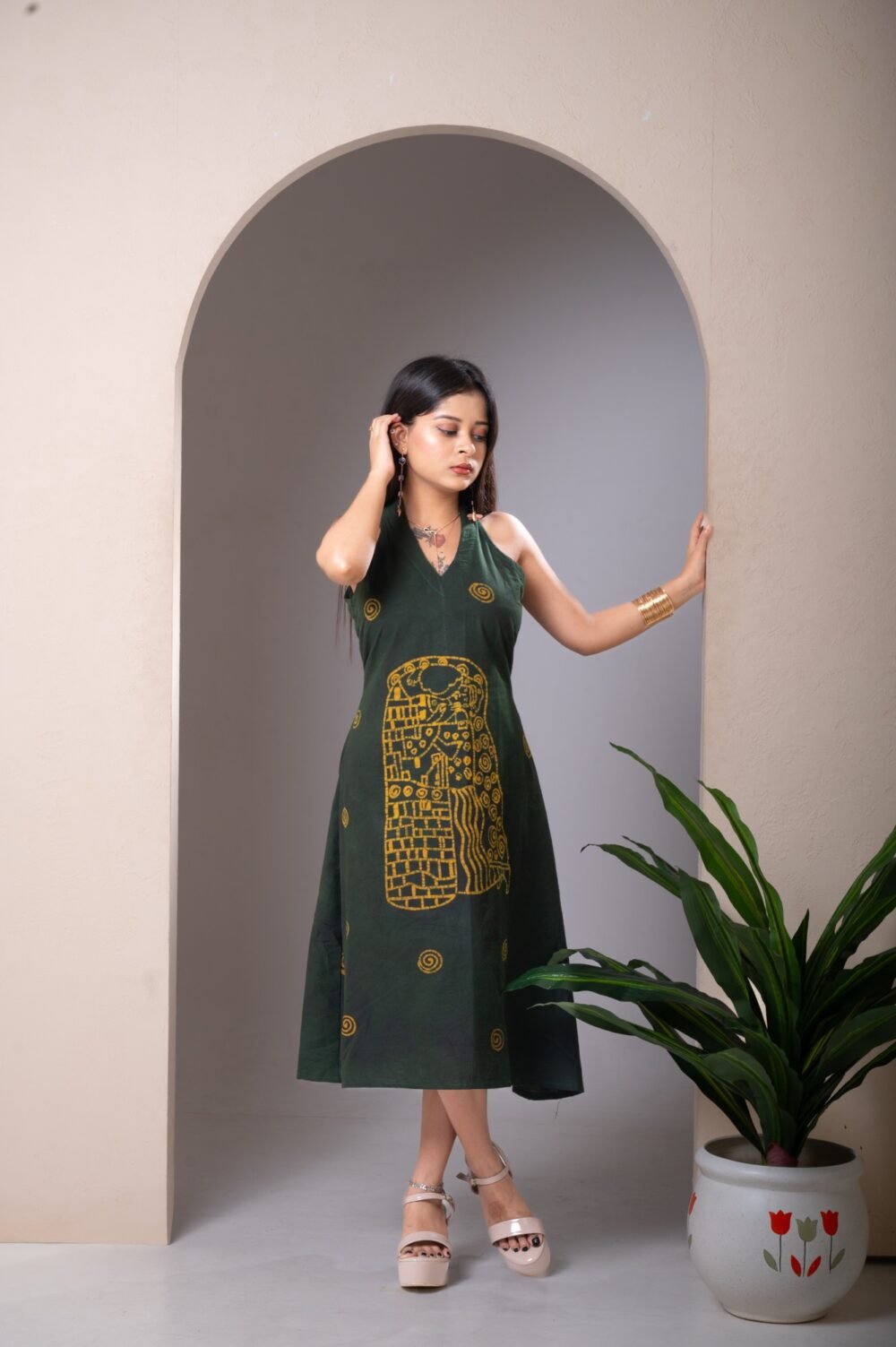 The Kiss by Klimt Batik Art Pure Cotton Belt Dress - Image 4