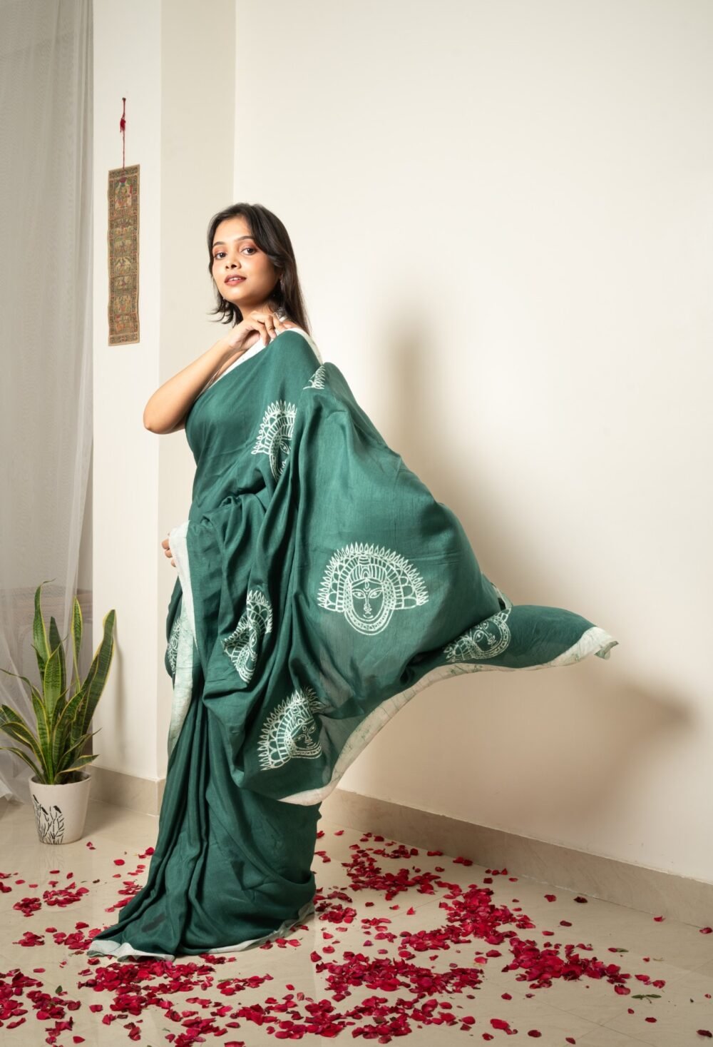 Olive Chhau Masks Batik Art in Silk Saree - Image 4