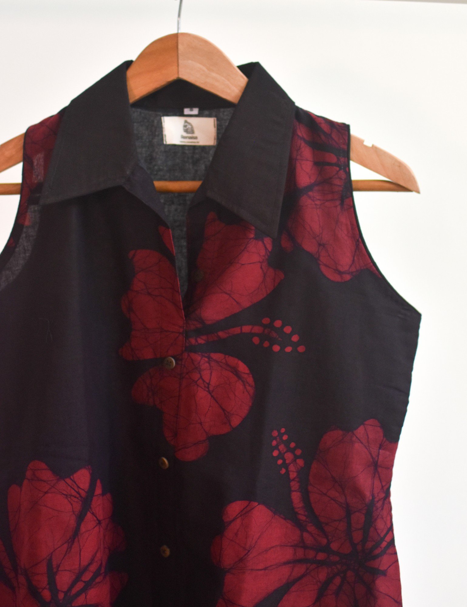 Hibiscus Black Pure Cotton Hand Batik Shirt - Image 2