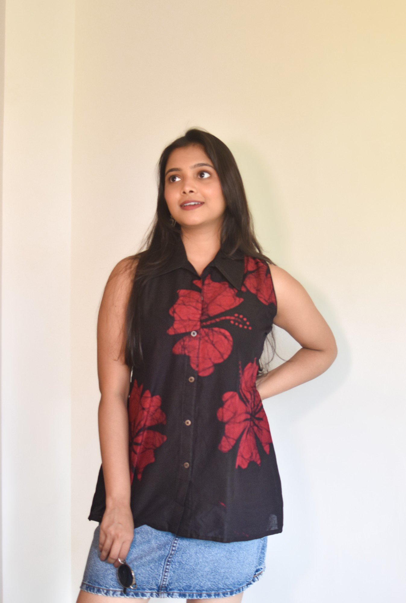 Hibiscus Black Pure Cotton Hand Batik Shirt - Image 3