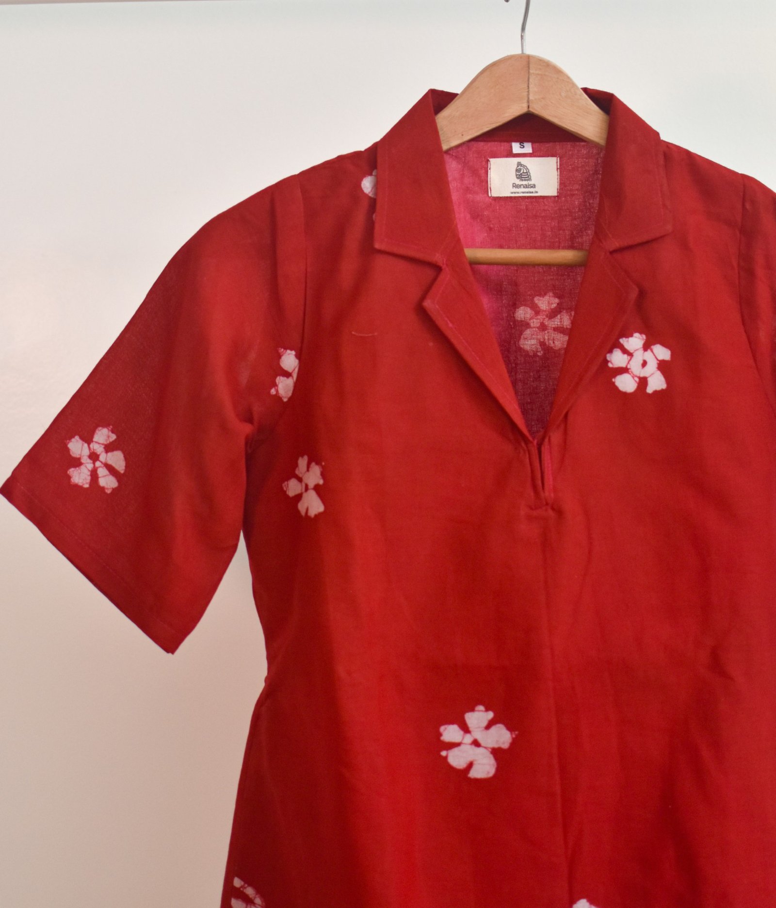 Kolkata Red Pure Cotton Collared Top - Image 2