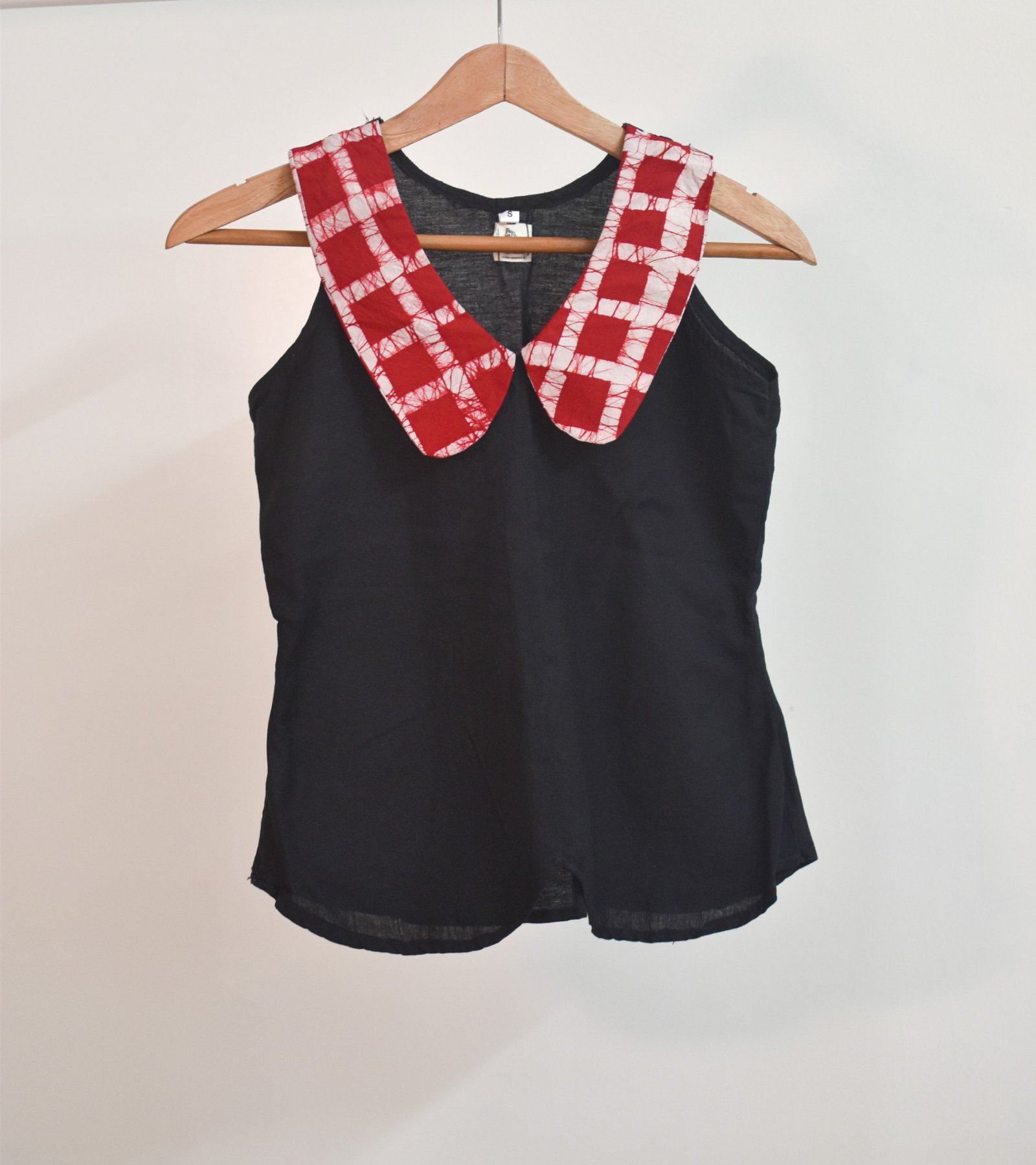 Red Batik Checks Collar Black Pure Cotton Top - Image 4
