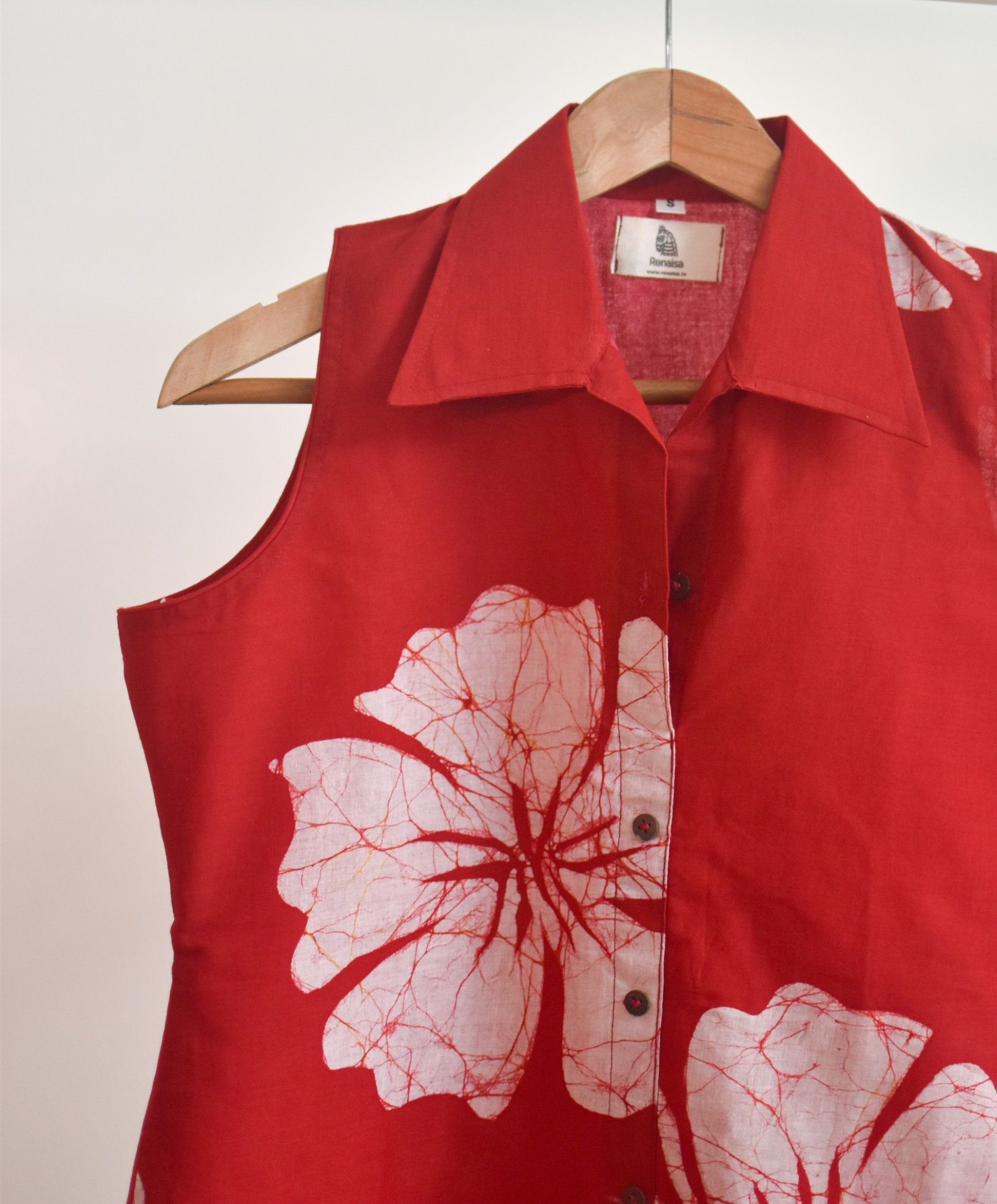 White Red Joba Batik Pure Cotton Shirt Sleeveless - Image 2