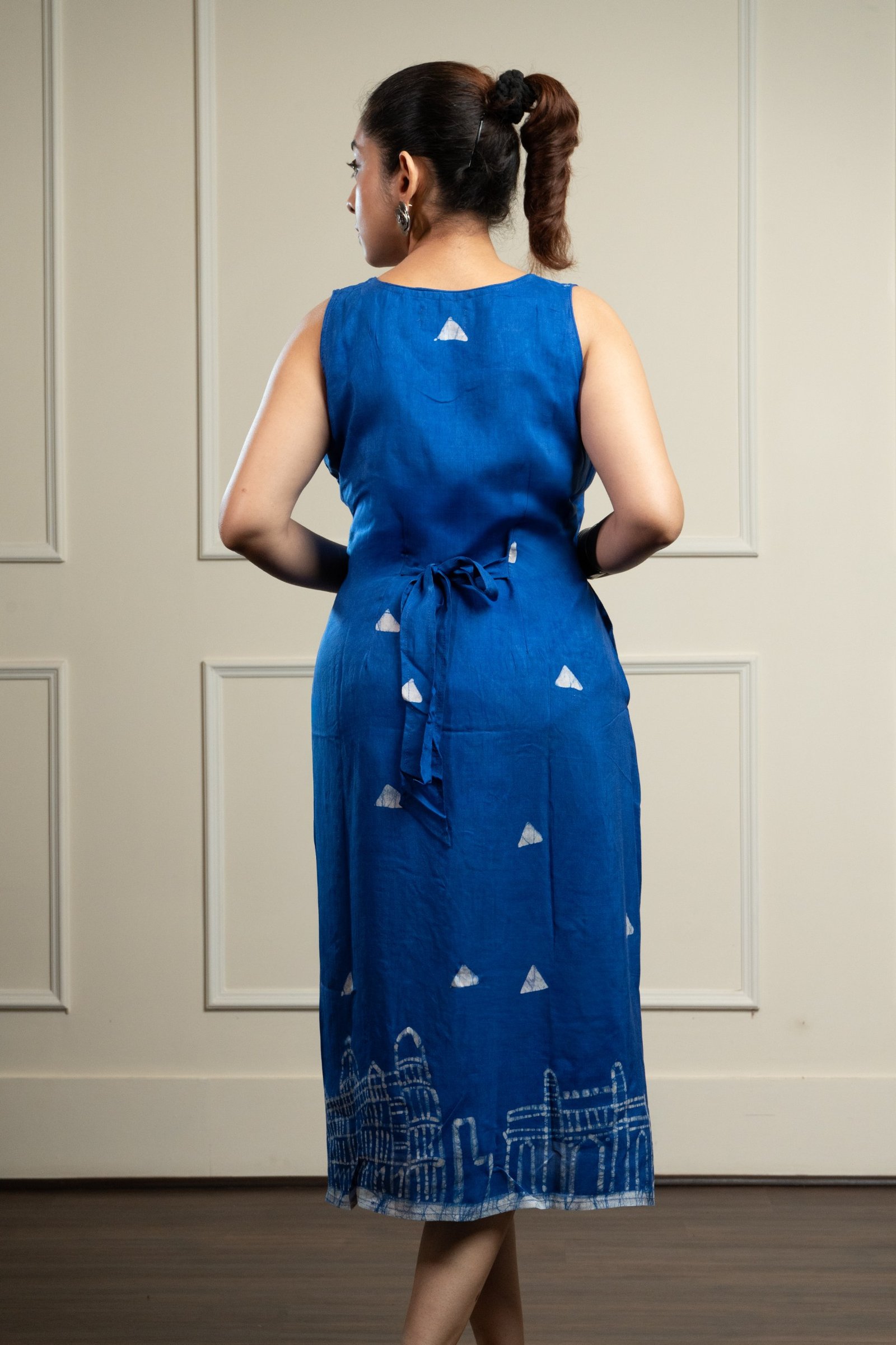 Mumbai Blue Hand Painted Batik Silk Dress - Image 4