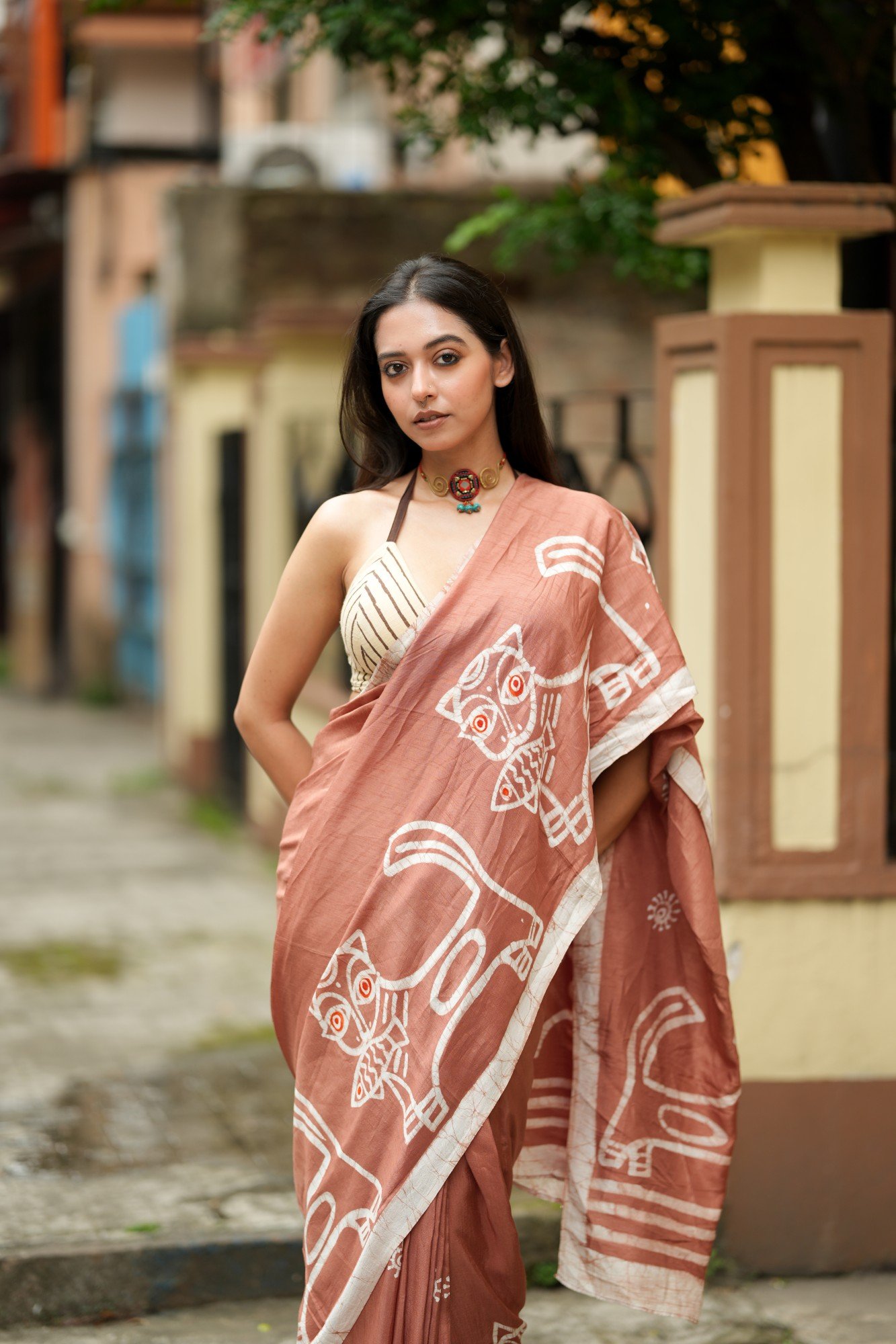 Jamini Roy Beral Chandan Hand Batik Silk Cotton Saree - Image 4