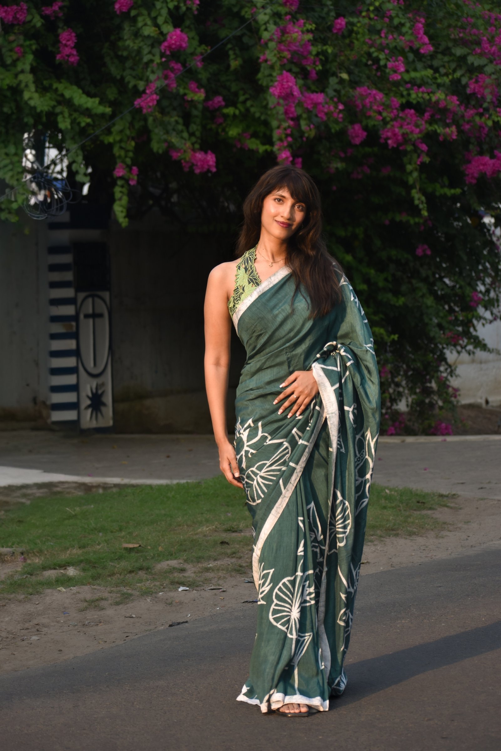 Lotus Olive Green Hand-painted Batik Saree - Image 3